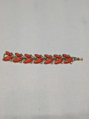 Vintage Thermoset Style Leaf Bracelet Coral Orange Gold Tone Rhinestone ~6.5″