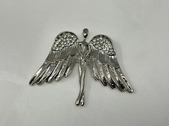 Beautiful Silvertone Clear Rhinestone ANGEL with Wings Pin