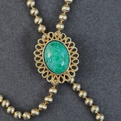 Avon Ming Green Necklace Gold Tone Adjustable Lariat Tassel Cabochon Vintage MCM