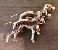 Vintage Art Deco PAIR OF 2 GREYHOUNDS SilverTone BROOCH PIN, approx. 2″ x 2″