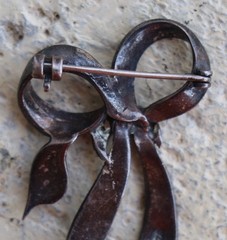 Vintage Art Deco Style Marcasite Bow Ribbon Brooch Pin 925 Sterling Silver