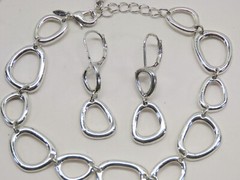 SAQ Jewelry Set Necklace Earrings Bracelet Silver Tone Gorgeous D2611
