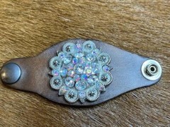 CONCHO ~ SCARF ~ SLIDES