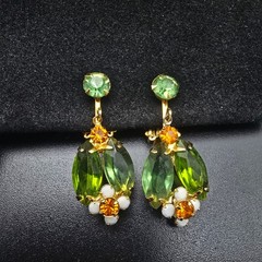 Green Rhinestone Daisy Flower Clip On Earrings Vintage Costume Jewelry UV