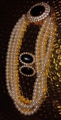 VINTAGE HOBE’ MAJORICA 3- STRAND PEARL NECKLACE & EARRINGS SET ” USED” 😍👍