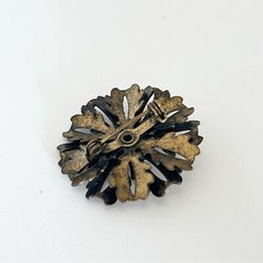 Vintage Flower Brooch Small brass-tone floral lapel pin Garden Party Aesthetic