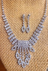 Rhinestone Necklace w/Extender & Earrings Set Sparkly Glamorous Princess 8″-11″