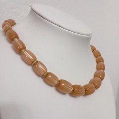Vintage Crown Trifari Gold Tone Peach Moonglow Barrel Bead Choker Necklace