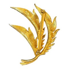 Vintage Gold Tone Fern Leaf Brooch Textured 2.25in