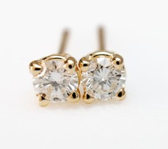 Natural Diamond 1/5ctw Petite Studs Round 14k Yellow Gold Earrings