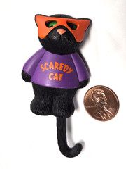 Vintage 90s Hallmark Cards Halloween SCAREDY CAT Moving Eyes & Tail Pin / Brooch
