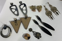 VTG Costume Jewelry Pierced Earrings Lot Studded Leather Wood Tri-toned Metal