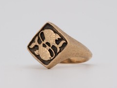 14K Gold Zodiac Sign Pisces Signet Ring Two Koi Fish Horoscope February March