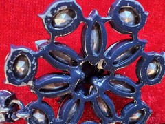 Vintage 1950s 1960s Montana Blue Heliotrope Rhinestone Flower Necklace