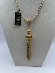 Medici Artistry Collection Gold Tone Tassel Pendant Necklace NWT 24” Vintage
