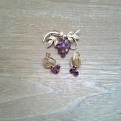 Vintage Amethyst Van Dell 12kt Goldfilled Pin and Earrings Set in Original Box