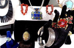 Chunky Mix Blue Red Rhinestone Figural Stone Necklace Bracelet 22 Pc Jewelry Lot