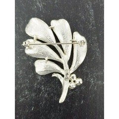 Vintage 1970s 1980s Silver Floral Brooch Pin Silver Tone Textured Estate Jewelry