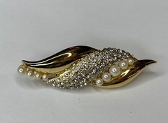 Vintage Estate Gold Pearl Swirl & Rhinestone Brooch Pin Statement