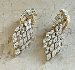 Vintage Ciner? Crystal Rhinestone Statement Drop Hinged Clip on Earrings 3″ Long