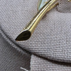 Vintage Park Lane Tulip Brooch Pink Green Enamel Goldtone 3.5 Inches