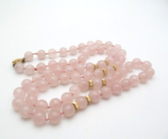 Vintage 14K Yellow Gold Fill Lavender Rose Quartz Stone 8.25mm Knotted Necklace