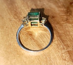 Vintage 14K Gold Engagement Ring 2.21CT. Natural Green Emerald Square Shape