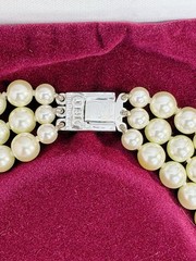 Camrose & Kross Jacqueline Kennedy 3 Strand Glass Pearl Necklace w/ Original Box