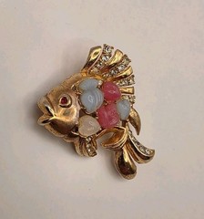 Vintage Pink, White, Blue Pressed Glass W/Crystals Tutti Frutti Fish Brooch