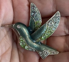 Liz Claiborne Green Crystal Rhinestone Hummingbird Brooch Pin Bird Pave Teal