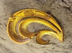Vintage Casual Corner Signed Gold Tone Spiral Brooch
