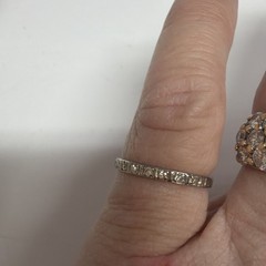 18k Antique 2mm Diamond Band Size 6