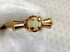 Antique 10K Yellow Gold Ring 1.89g Fine Jewelry Size 5.75 Band White Round Stone