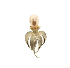 Vintage Signed Pin Sarah Coventry Pearl Floral Brooch 3.5 in