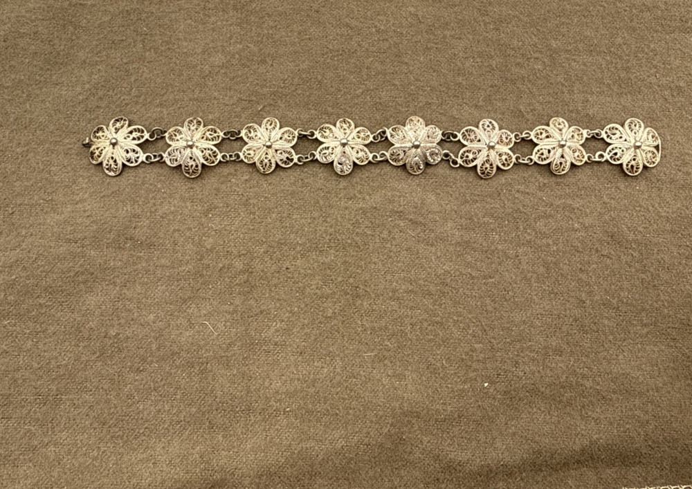 Vintage Filigree Silver Tone Flower Floral 6.5” Bracelet Jewelry