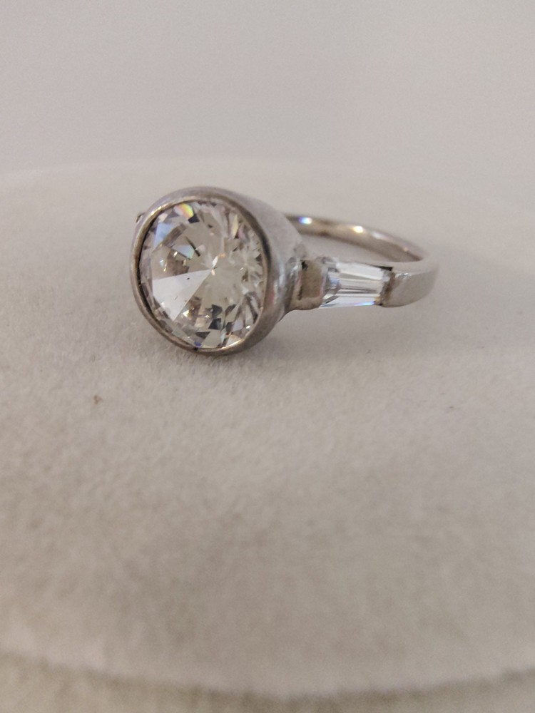 Sterling Silver Bezel Set Round CZ Tapered Baguette Solitaire Ring Size 8.75 925