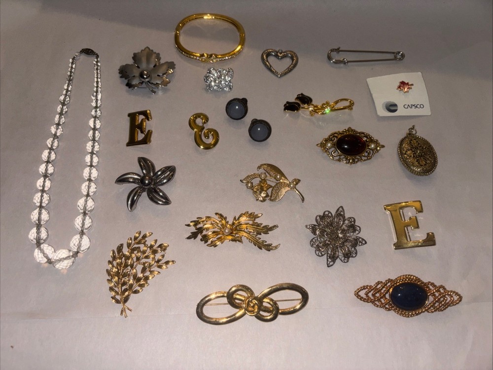 21 Pc Vtg Jewelry Lot 2 are Sterling, + AK, 1928, Silver, Brooches, Necklace, Pe