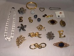21 Pc Vtg Jewelry Lot 2 are Sterling, + AK, 1928, Silver, Brooches, Necklace, Pe
