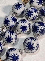 VINTAGE! Chinese 56 BEAD Necklace Hand-Knotted Porcelain BLUE & WHITE STARS 33”