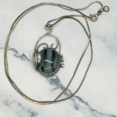 Sterling Silver Old Pawn 925 Necklace Pendant Southwest Moss Agate Oval Leaf 24″