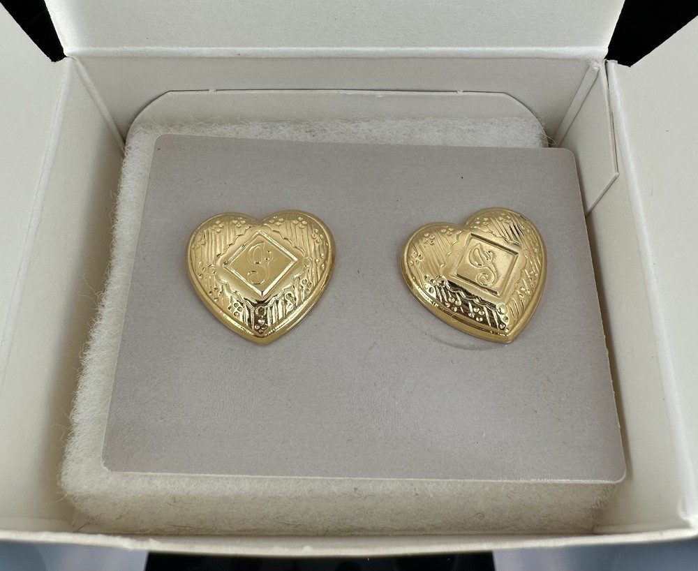 Avon Textured Heart Goldtone Earrings g Monogram Initial Valentine Pierced Vtg