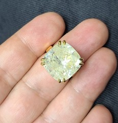 14k Yellow Gold Engagement ring 21.18ct. Natural Cushion Light Yellow Diamond