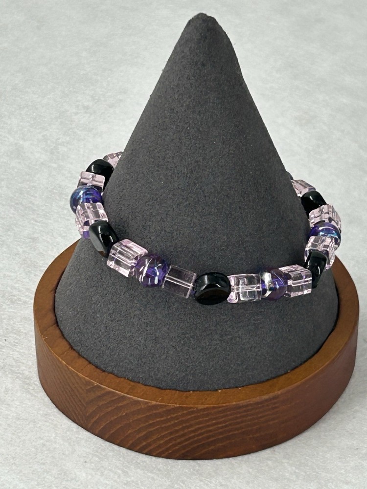 Handmade Shades of Purple Glass Bead Bracelet