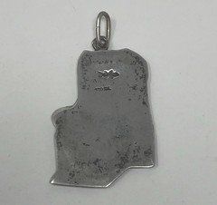 Vintage Silver Pendant Of Antique Camera 1.5 Inches Long 8 Grams