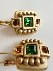 OSCAR DE LA RENTA Leverback Dangle Earrings : Matte Gold, Green + Brown Crystal