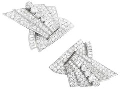 Art Deco 10.95 Ct Diamond and Platinum Duette Double Clip Brooch