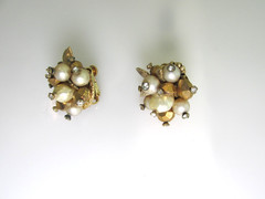 Vintage Vendome Faux Pearl Gold Bead Rhinestone Earrings Clip Layered Juliana St