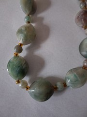 Vintage Mother of Pearl Beaded Necklace 30″ Single Strand Green Tones