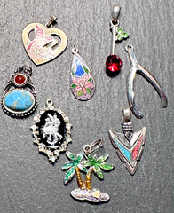 8 UNIQUE VINTAGE SILVER TONE PENDANTS D595