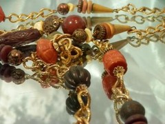 Vintage 80’s Lucite Fall Hues Ornate Detailed Wooden Beaded Necklace 595n2